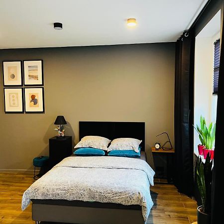 Pobuudka V Plebanska Z Widokiem Na Rynek Apartment Gliwice Luaran gambar